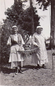 Olava Kjelstad and Marie Anderson go fishing